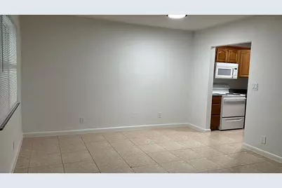 3030 NE 21st Ter, Unit #8, Fort Lauderdale, FL 33306 - Photo 2