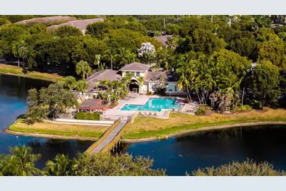 2452  Centergate Dr, Unit #202, Miramar, FL 33025 - Photo 34