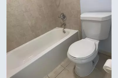 9930 N Twin Lakes Dr, Unit #7-L, Coral Springs, FL 33071 - Photo 26