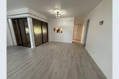 6101  Woodlake Blvd, Unit #6101, Greenacres, FL 33463 - Photo 6