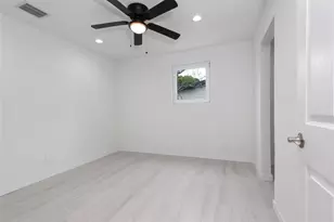 713 SW 4th Ct, Hallandale Beach, FL 33009 - Photo 30