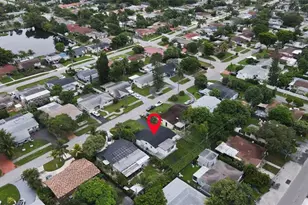 713 SW 4th Ct, Hallandale Beach, FL 33009 - Photo 38