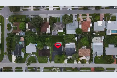 713 SW 4th Ct, Hallandale Beach, FL 33009 - Photo 8