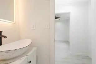 713 SW 4th Ct, Hallandale Beach, FL 33009 - Photo 26