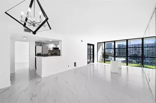 800 Parkview Dr, Hallandale Beach, FL 33009 - Photo 10