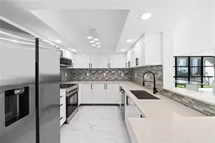 800 Parkview Dr, Hallandale Beach, FL 33009 - Photo 6