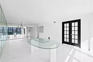 800 Parkview Dr, Hallandale Beach, FL 33009 - Photo 8