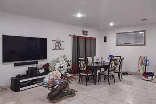 4819 SW 21st St, West Park, FL 33023 - Photo 10