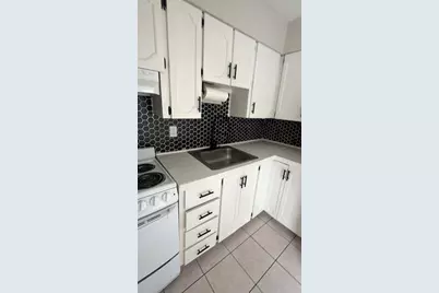 47 SE 13th St, Unit #2, Dania Beach, FL 33004 - Photo 10