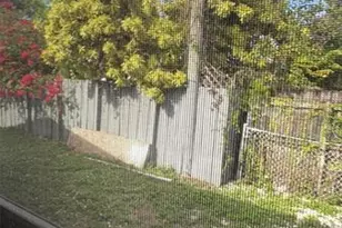 47 SE 13th St, Dania Beach, FL 33004 - Photo 16