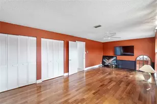 233 NW 119th Ln, Coral Springs, FL 33071 - Photo 8