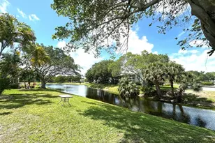 84 Markham E, Deerfield Beach, FL 33442 - Photo 22