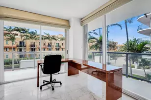 8855 Collins Ave Unit, Surfside, FL 33154 - Photo 4