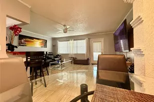 355 Oakridge T, Deerfield Beach, FL 33442 - Photo 6