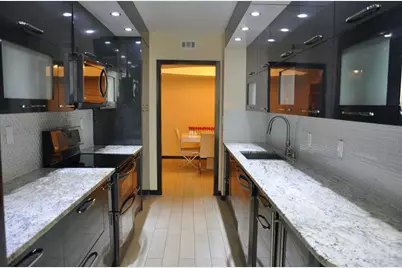 19707  Turnberry Way, Unit #8L, Miami, FL 33180 - Photo 6