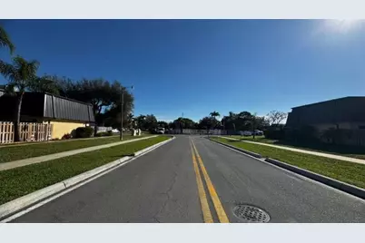 2494  Waterside Drive, Unit #4C, Lake Worth, FL 33461 - Photo 26