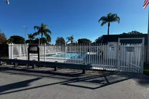 2494 Waterside Dr, Lake Worth, FL 33461 - Photo 28