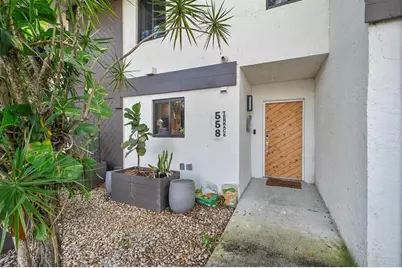 558 NE 199th Ter, Miami, FL 33179 - Photo 28