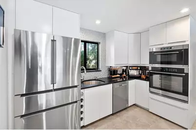 558 NE 199th Ter, Miami, FL 33179 - Photo 8