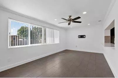 9720 NW 4 St, Pembroke Pines, FL 33024 - Photo 20