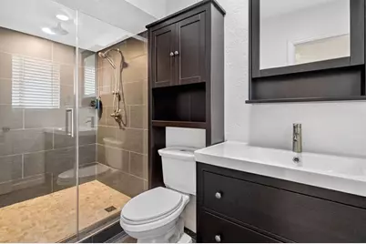 9720 NW 4 St, Pembroke Pines, FL 33024 - Photo 36