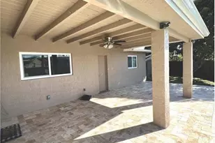 9720 NW 4th St, Pembroke Pines, FL 33024 - Photo 38