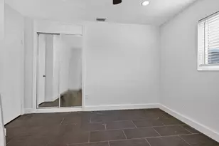 9720 NW 4th St, Pembroke Pines, FL 33024 - Photo 32