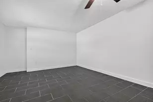 9720 NW 4th St, Pembroke Pines, FL 33024 - Photo 18