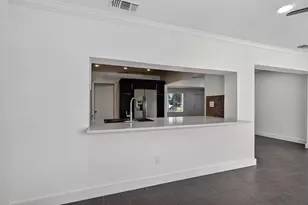 9720 NW 4th St, Pembroke Pines, FL 33024 - Photo 24