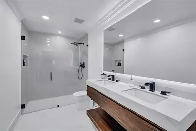 10120  Vestal Ct, Coral Springs, FL 33071 - Photo 42