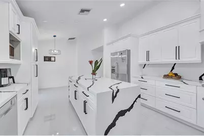 10120  Vestal Ct, Coral Springs, FL 33071 - Photo 10