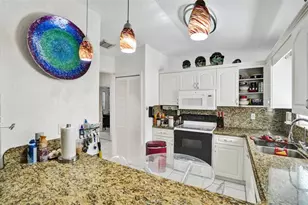 7456 W 34th Ct, Hialeah, FL 33018 - Photo 14