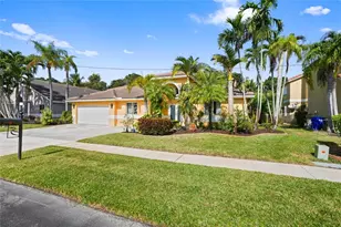 19775 NW 10th St, Pembroke Pines, FL 33029 - Photo 2