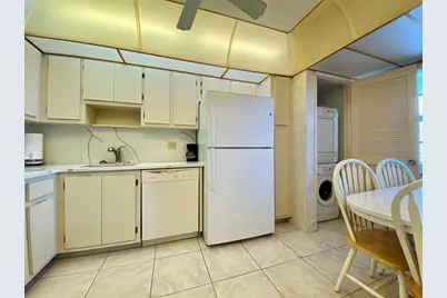 4015 W Palm Aire Dr, Unit #805, Pompano Beach, FL 33069 - Photo 4