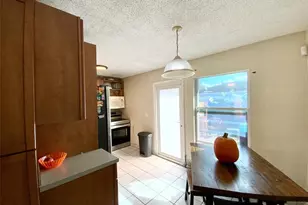 8160 SW 6th St, North Lauderdale, FL 33068 - Photo 12