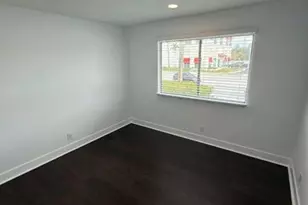 900 E Tiffany Dr, West Palm Beach, FL 33407 - Photo 6