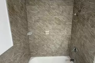 900 E Tiffany Dr, West Palm Beach, FL 33407 - Photo 12