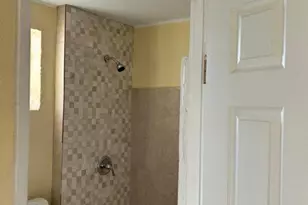 371 Banyan Ave (Rear Unit), Pahokee, FL 33476 - Photo 12