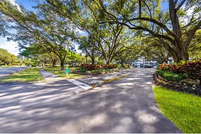 3520  Oaks Way, Unit #406, Pompano Beach, FL 33069 - Photo 32