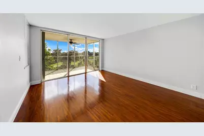 3520  Oaks Way, Unit #406, Pompano Beach, FL 33069 - Photo 10