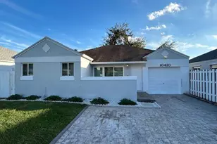 10420 SW 207th St, Cutler Bay, FL 33189 - Photo 2