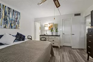 9520 S Hollybrook Lake Dr, Pembroke Pines, FL 33025 - Photo 12