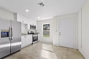 2703 Ave G, Fort Pierce, FL 34947 - Photo 10