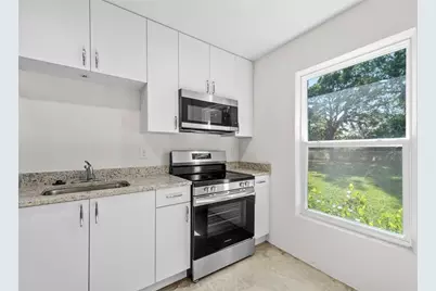 2703  Avenue G, Fort Pierce, FL 34947 - Photo 12