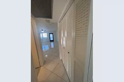 2009  Cornwall A, Unit #2009, Boca Raton, FL 33434 - Photo 8