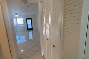 2009 Cornwall A, Boca Raton, FL 33434 - Photo 8