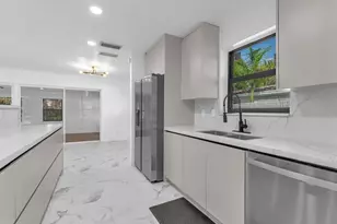 2021 NE 59th Pl, Fort Lauderdale, FL 33308 - Photo 10