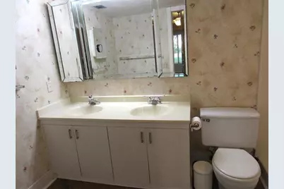 2804  Victoria Way, Unit #E1, Coconut Creek, FL 33066 - Photo 18