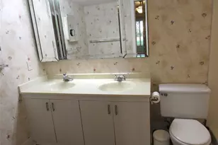 2804 Victoria Way, Coconut Creek, FL 33066 - Photo 18