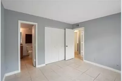 11456 NW 43rd St, Coral Springs, FL 33065 - Photo 6